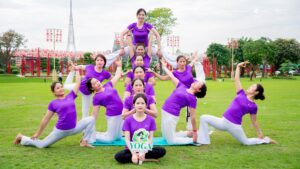 Yoga giúp gắn kết cộng đồng